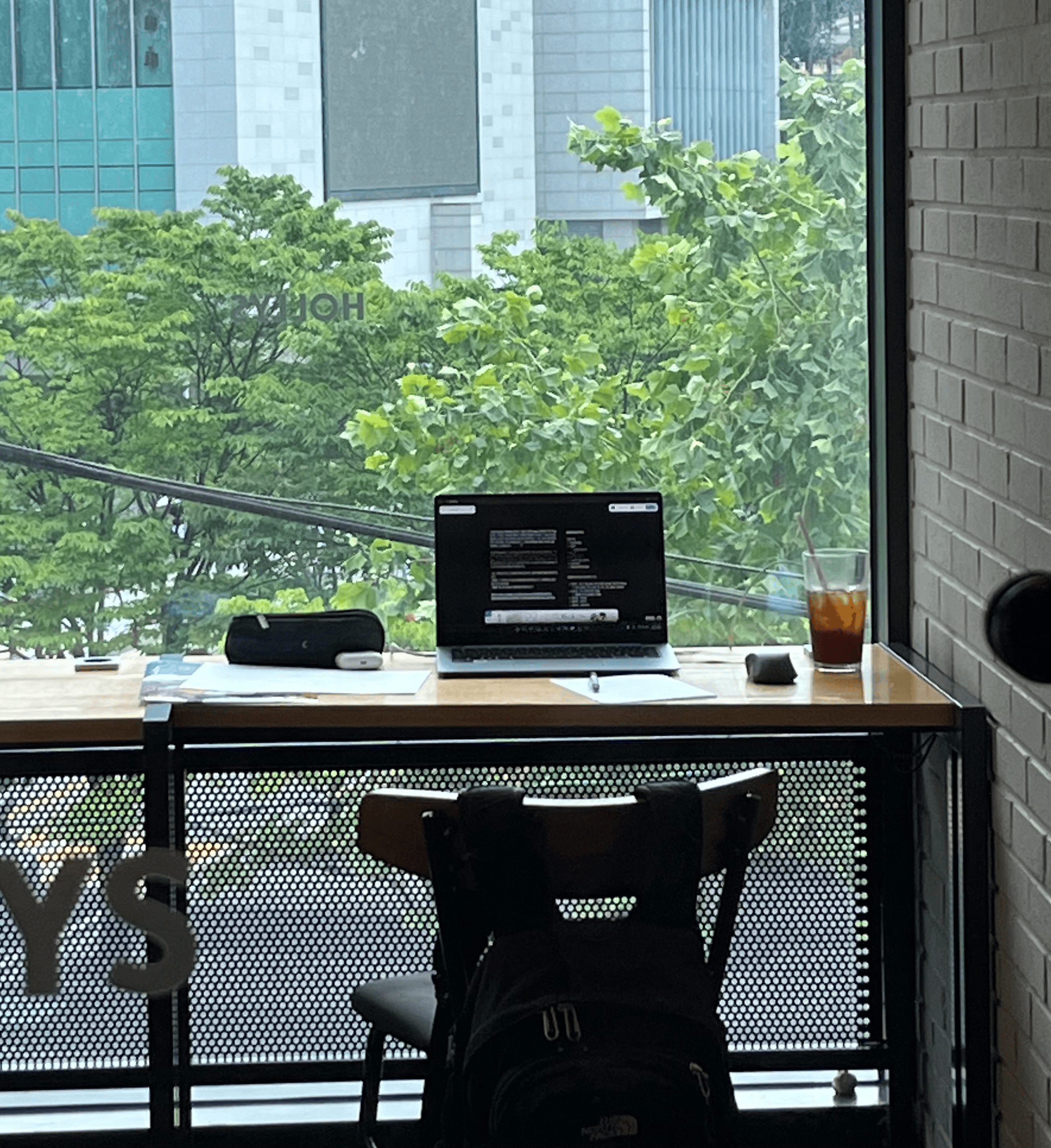 Cover Image for 막학기에 휴학을 한 이유